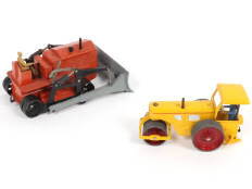 DINKY TOYS (FRANCE) (2)