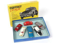 DINKY TOYS (FRANCE) (7)
