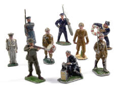 FIGURINES DIVERSES (9)
