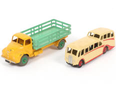DINKY TOYS (GB) (2)