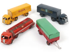 DINKY TOYS (FRANCE) (4)