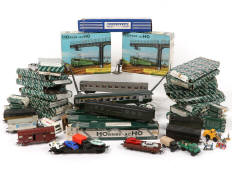 HORNBY 'HO' (50)