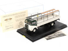 IV MODEL FACTORY (ITALIE) (1)