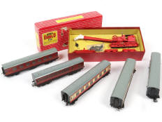 HORNBY 'HO' (1)