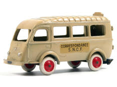 C.I.J. (FRANCE) (1)