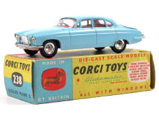 CORGI TOYS (GB) (1)