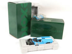 EXOTO (USA) (1)