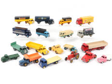 DINKY TOYS (19)