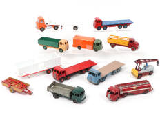 DINKY TOYS (12)