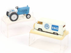 MAJORETTE (FRANCE) (2)