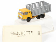 MAJORETTE (FRANCE) (1)