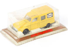 MAJORETTE (FRANCE) (1)