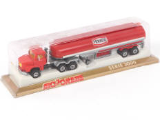 MAJORETTE (FRANCE) (1)