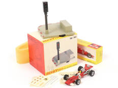 DINKY TOYS (FRANCE) (2)