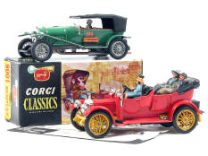 CORGI TOYS (GB) (2)
