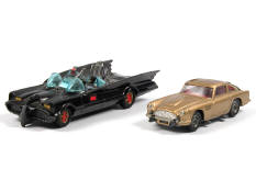 CORGI TOYS (GB) (2)