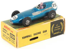 NICKYTOYS (INDE) (1)