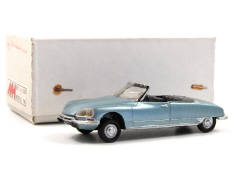 MH MODELS (PAYS-BAS) (1)