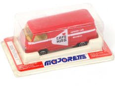 MAJORETTE (FRANCE) (1)