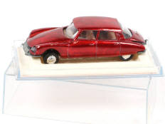 MAJORETTE (FRANCE) (1)