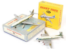 DINKY TOYS (FRANCE) (2)