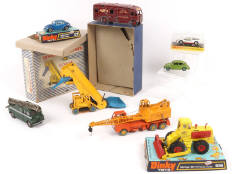 DINKY TOYS (8)