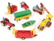 DINKY TOYS (8)