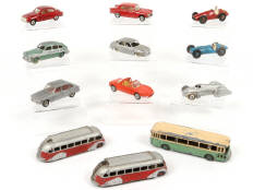 DINKY TOYS (12)