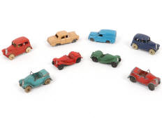 DINKY TOYS (GB) (8)