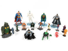 Lot 161 - DIVERS (16)