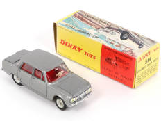 Lot 339 - DINKY TOYS (FRANCE) (1)