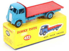 Lot 307 - DINKY TOYS (GB) (1)