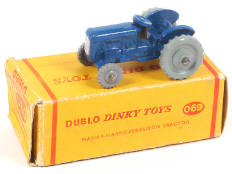 Lot 257 - DINKY TOYS (GB) (1)