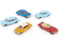 Lot 274 - DINKY TOYS (GB) (5)