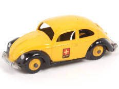 Lot 261 - DINKY TOYS (GB) (1)