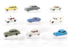 Lot 290 - DINKY TOYS (9)
