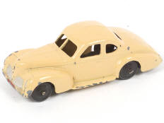 Lot 297 - DINKY TOYS (FRANCE) (1)