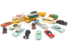 Lot 323 - DINKY TOYS (FRANCE) (18)