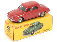 Lot 326 - DINKY TOYS (FRANCE) (1)