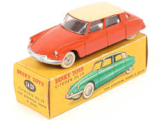 Lot 317 - DINKY TOYS (FRANCE) (1)