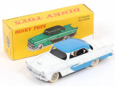Lot 324 - DINKY TOYS (FRANCE) (1)