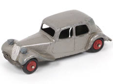 Lot 297 - DINKY TOYS (FRANCE) (1)