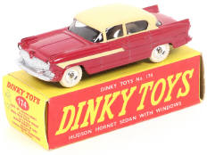 Lot 397 - DINKY TOYS (GB) (1)