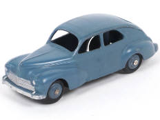 Lot 304 - DINKY TOYS (FRANCE) (1)