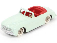 Lot 305 - DINKY TOYS (FRANCE) (1)