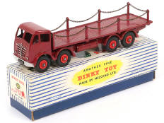 Lot 412 - DINKY TOYS (GB) (1)