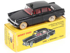 Lot 338 - DINKY TOYS (FRANCE) (1)