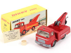 Lot 365 - DINKY TOYS (FRANCE) (1)