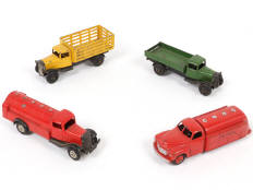 Lot 186 - DINKY TOYS (GB) (4)