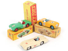 Lot 180 - DINKY TOYS (GB) (3)